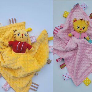 Double plush set Minky security Blanket for kids 21 x 21